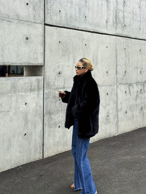 elegant women's autumn and winter new style black fox fur coat, and warm thick fur mid length outerwear, fashionable holiday outfit.