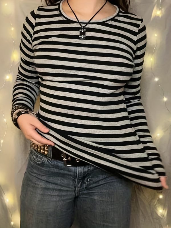 super popular versatile round neck striped slimming short style long sleeved top, new fashionable versatile base shirt for women