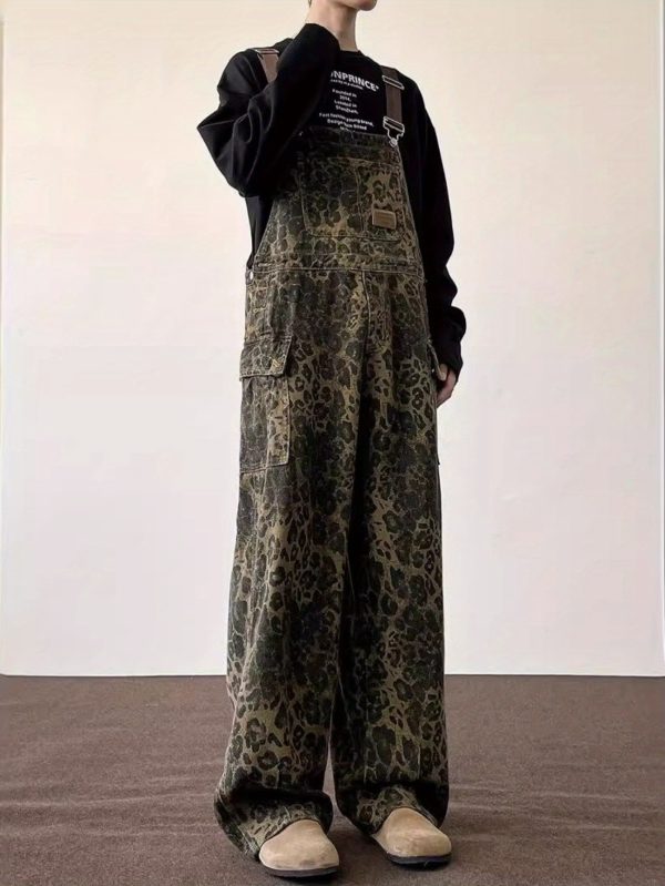 men's retro leopard print overalls loose fit wide leg faux denim with elastic waistband, high stretch fabric & multiple pockets, casual summer outfit for adults, leopard print faux denim, highwaist design, comfortable wear