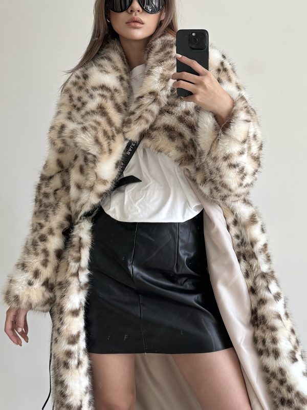 new autumn and winter leopard print fur coat for women, mid length, youthful, sexy, versatile, perfect for christmas party fashion