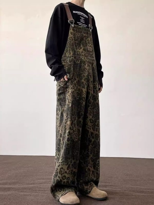 men's retro leopard print overalls loose fit wide leg faux denim with elastic waistband, high stretch fabric & multiple pockets, casual summer outfit for adults, leopard print faux denim, highwaist design, comfortable wear