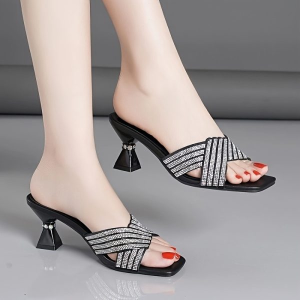 ladies' stylish rhinestone mule shoes suitable for everyday and party outfits.