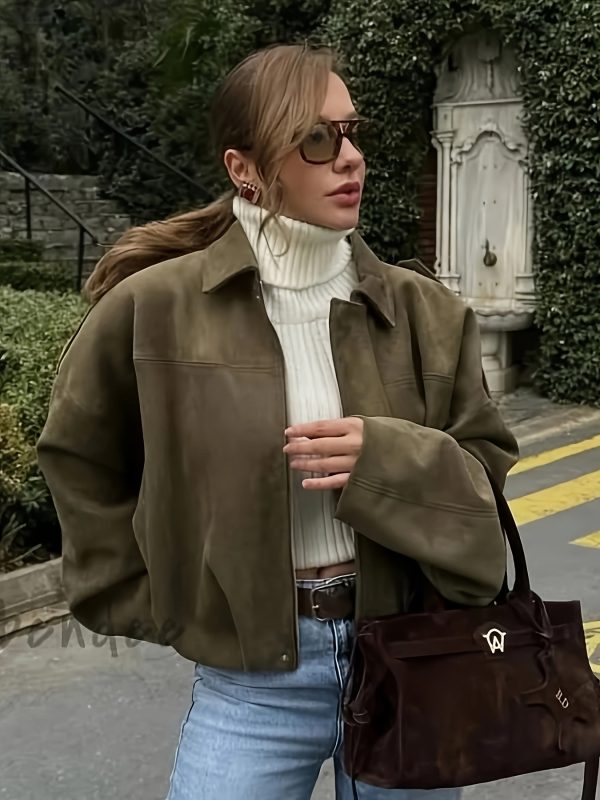 olive green loose coat, casual and chic