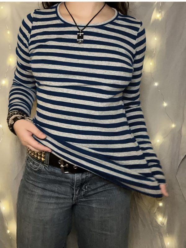 super popular versatile round neck striped slimming short style long sleeved top, new fashionable versatile base shirt for women