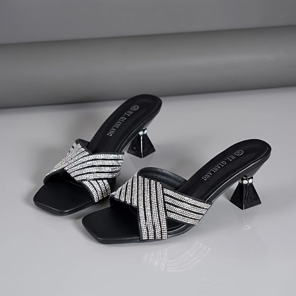 ladies' stylish rhinestone mule shoes suitable for everyday and party outfits.