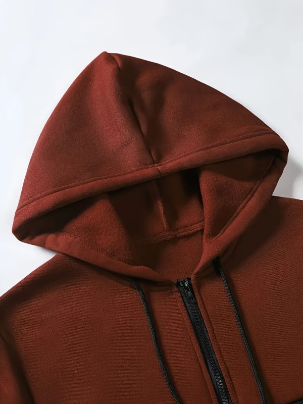 men's clothing, two piece contrasting long sleeved zipper hooded jacket and drawstring pants, suitable for outdoor wear